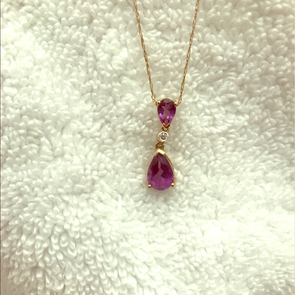 Amethyst pendant W/sm diamond