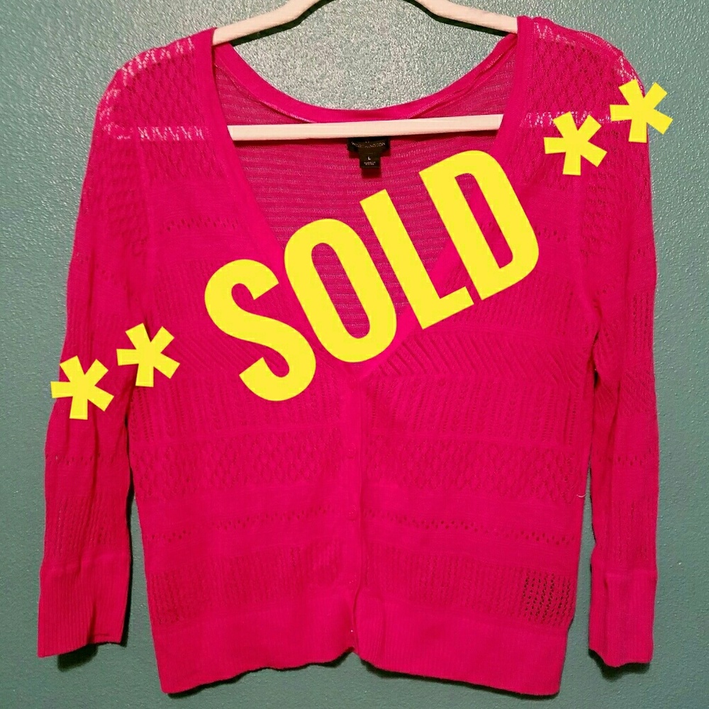 **SOLD** 🔴 Worthington Fuschia Light Cardigan