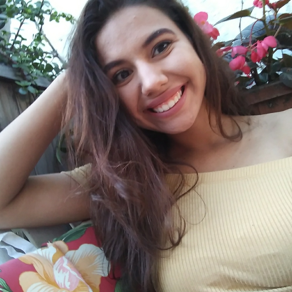 Meet your Posher, Angelica