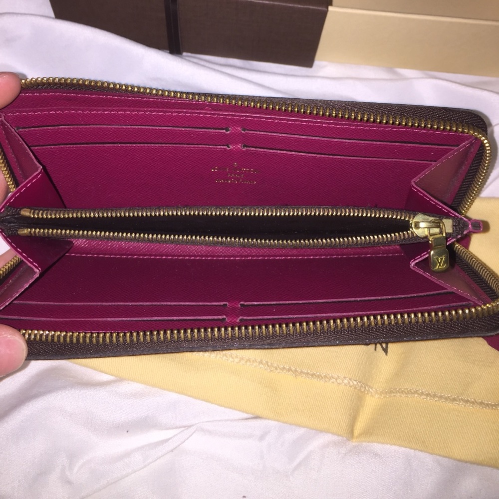 Louis Vuitton Clemente Wallet (monogram) - Picture 3 of 8