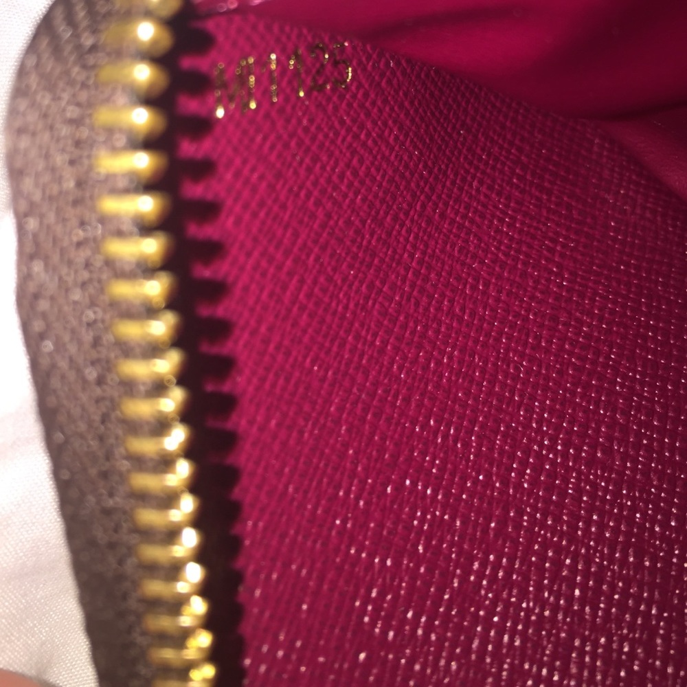 Louis Vuitton Clemente Wallet (monogram) - Picture 8 of 8