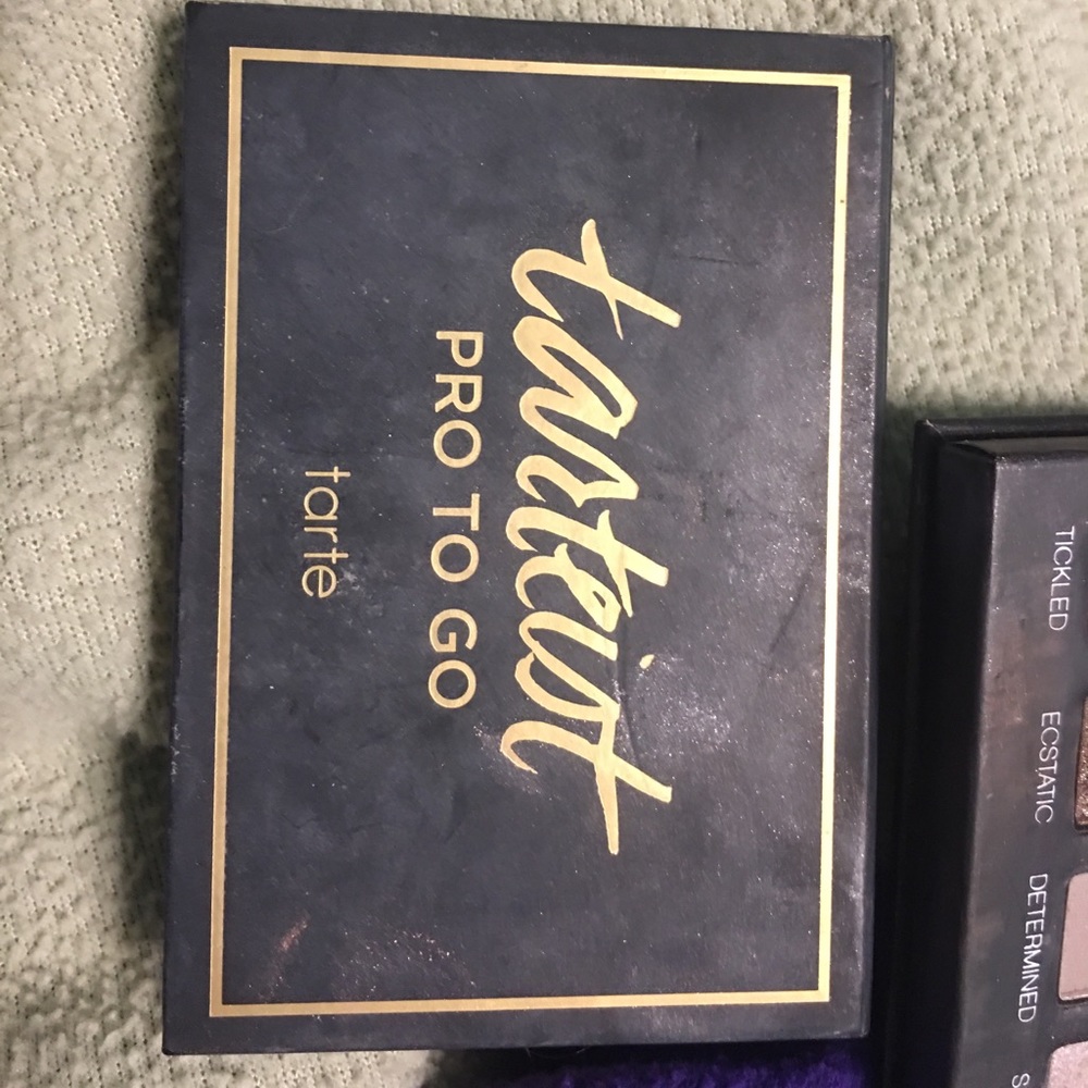 Makeup bundle! - Picture 7 of 8