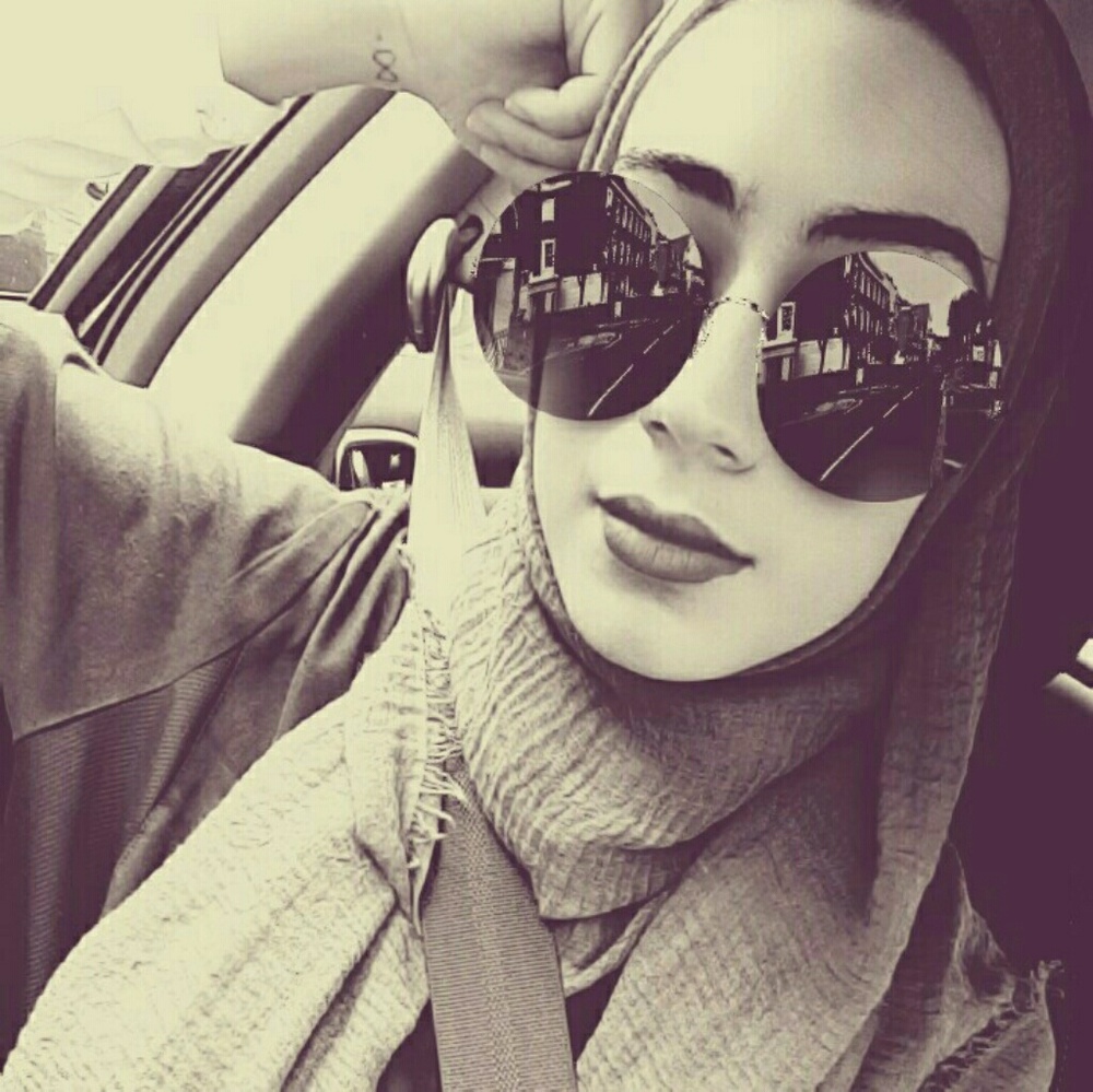 Meet your Posher, Khadijah