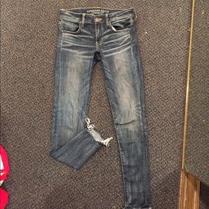 American eagle distressed jeans