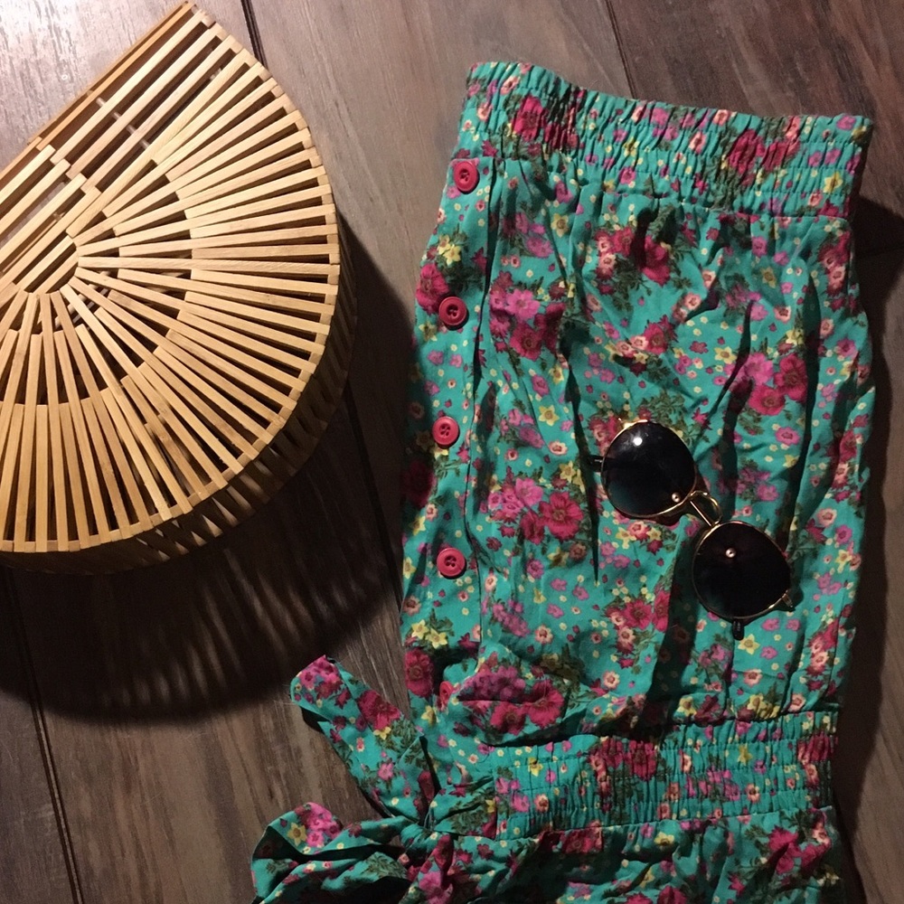 NWOT Floral romper!