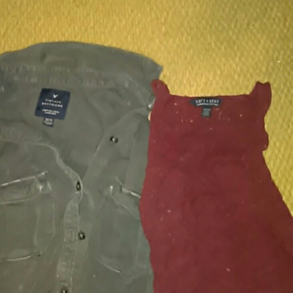 Two AE tops - Picture 2 of 2