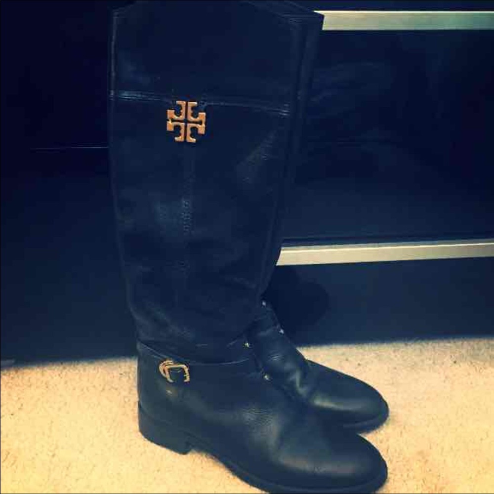 Tory burch boots