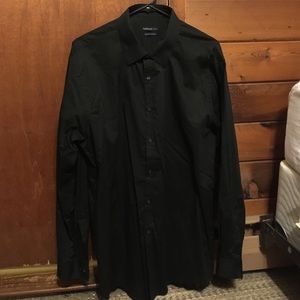 Van Heusen long sleeve collared shirt