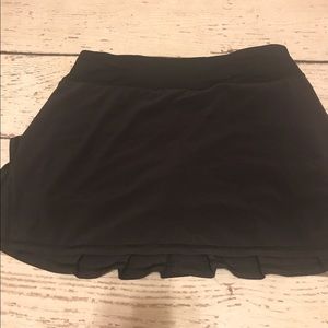 Black lululemon Pace Setter Skirt. Worn once.