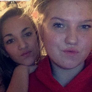 Meet your Posher, Bella