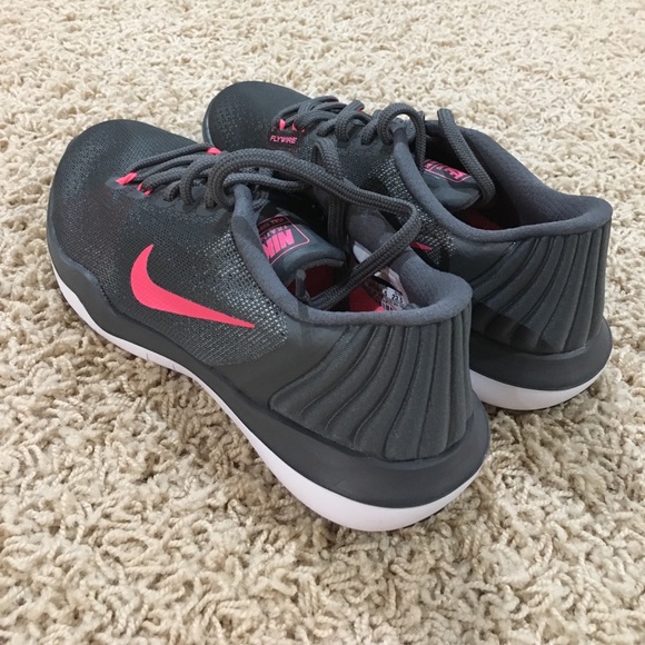 NIKE women flex supreme TR5 (fgscf) - Picture 3 of 4