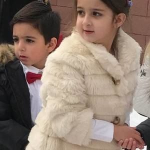 Meet your Posher, Asmik