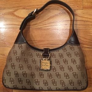 Handbag dooney and bourke