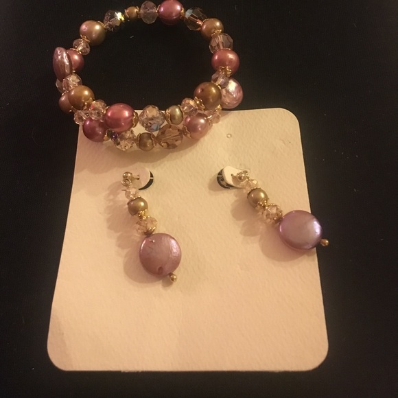 Bracelet and earrings set - Picture 3 of 4