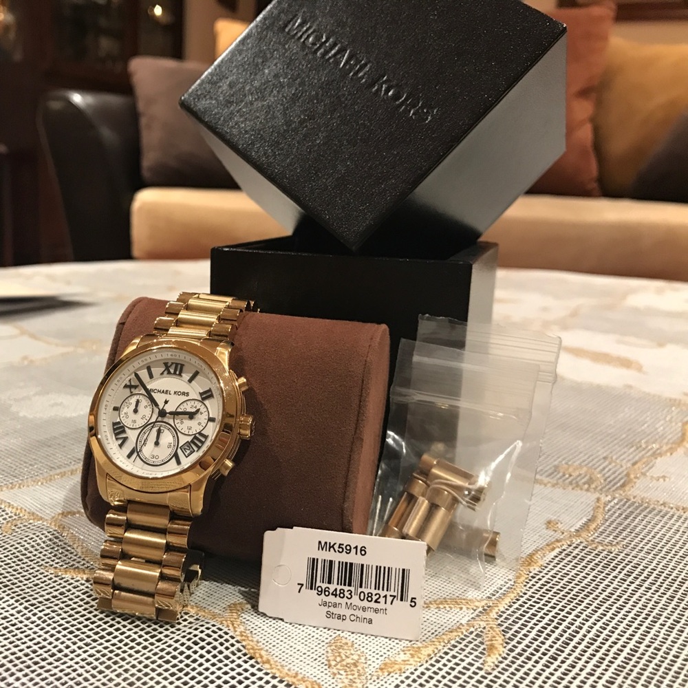 MICHAEL KORS