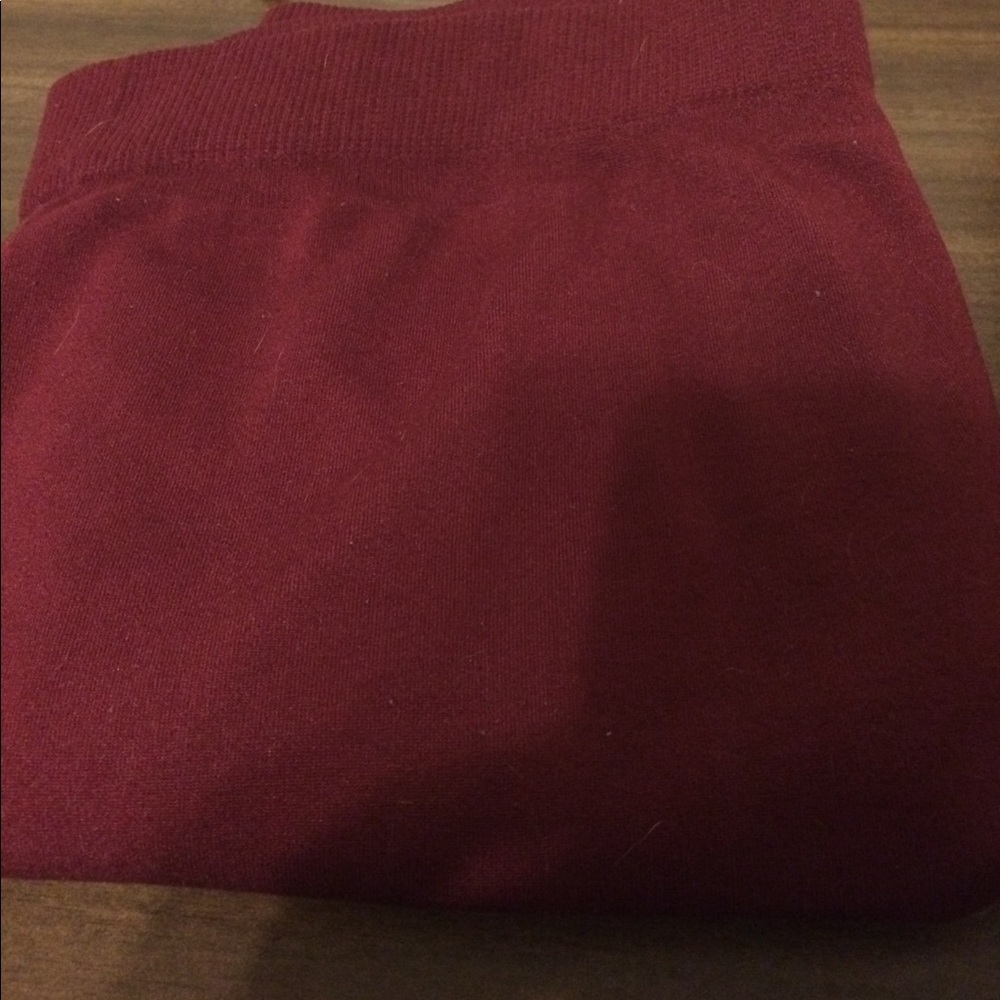 Soft maroon leggings