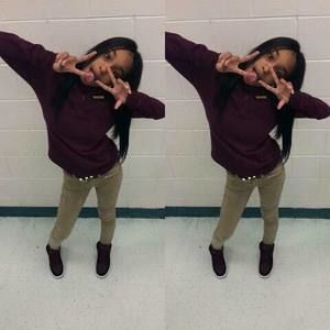 Meet your Posher, Zariea