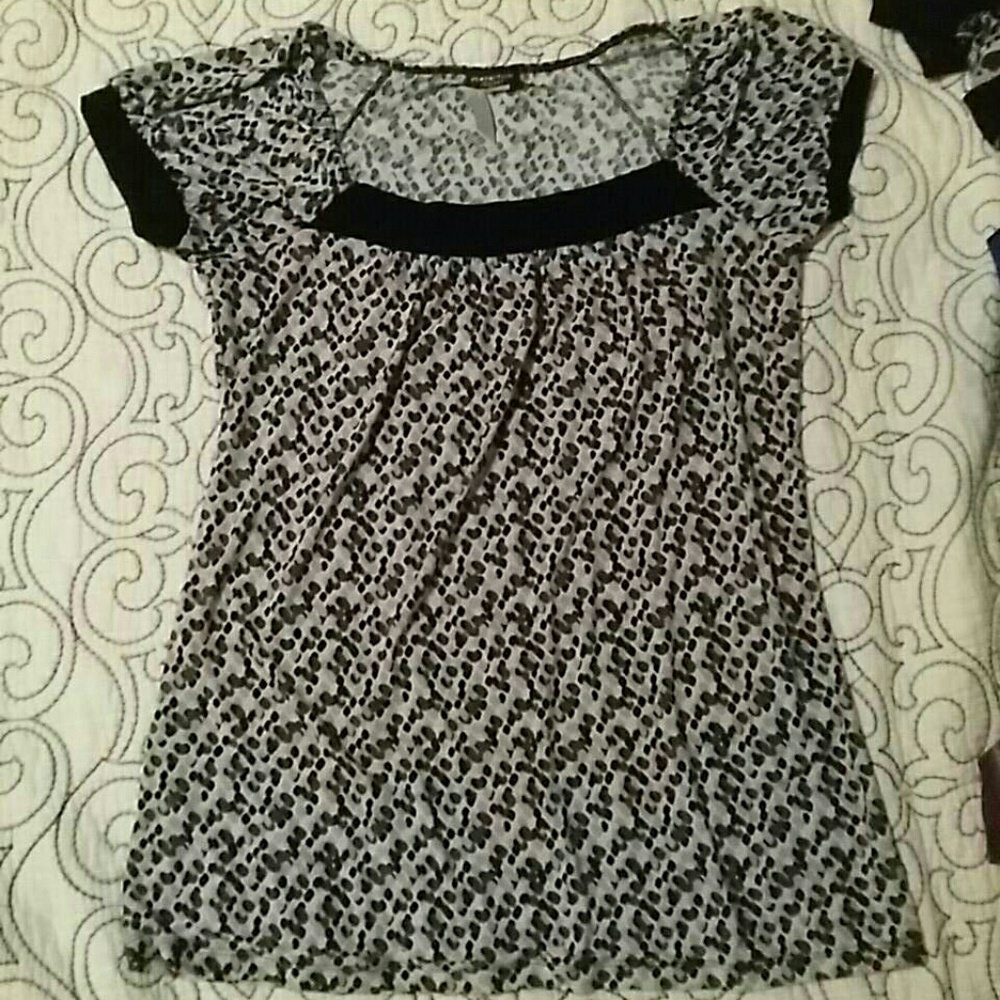 Woman's shirt