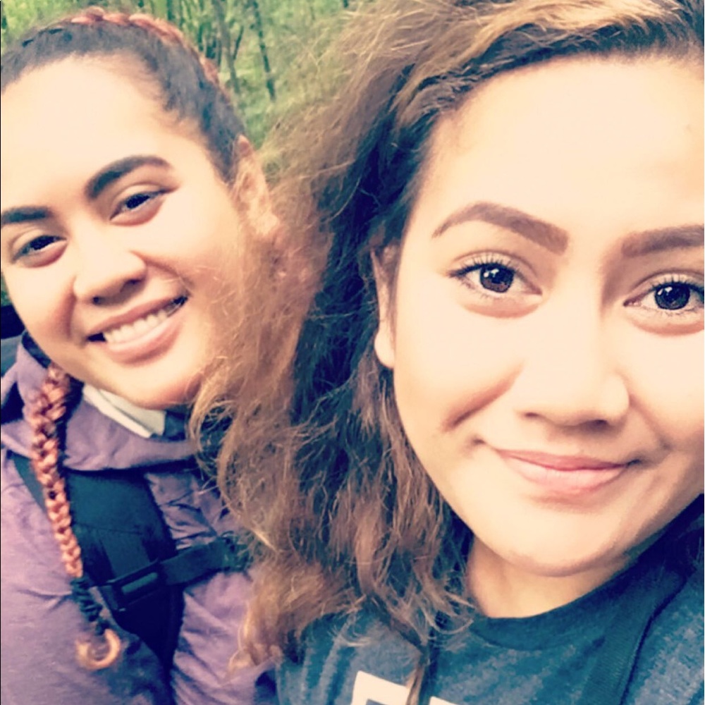 Meet your Posher, Melia