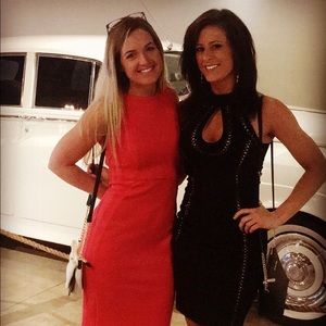 Meet your Posher, Courtney