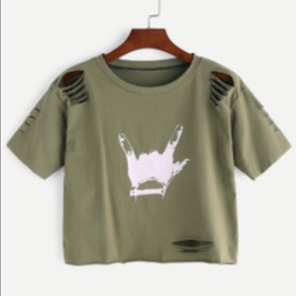 Cropped ROCK ON shirt