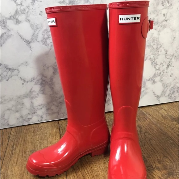 hunter red gloss rain boots