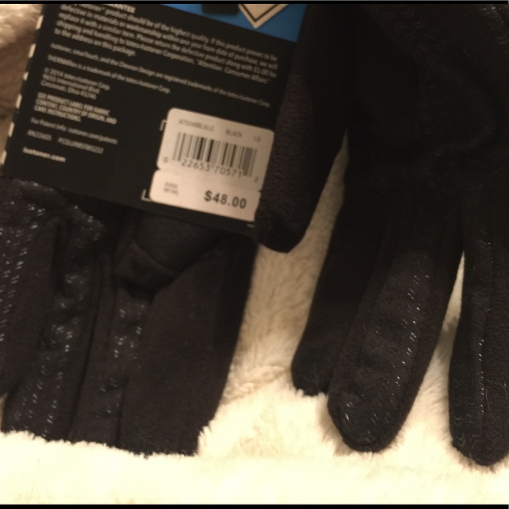 Isotoner Active SmarTouch Gloves . Final price - Picture 5 of 5