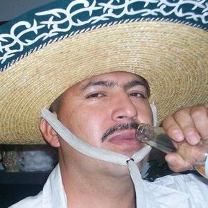 Meet your Posher, Ramiro