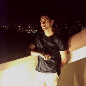 Meet your Posher, Adam