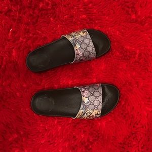 Like Gucci slides