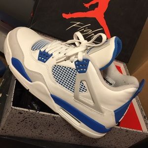 Air Jordan 4 retro