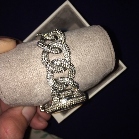 🎉SOLD🎉 Women's Michael kors watch - Picture 3 of 4