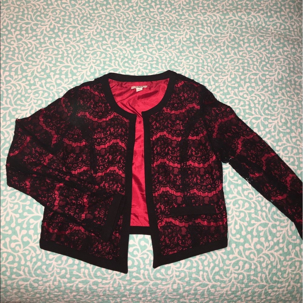 Black/red short jacket