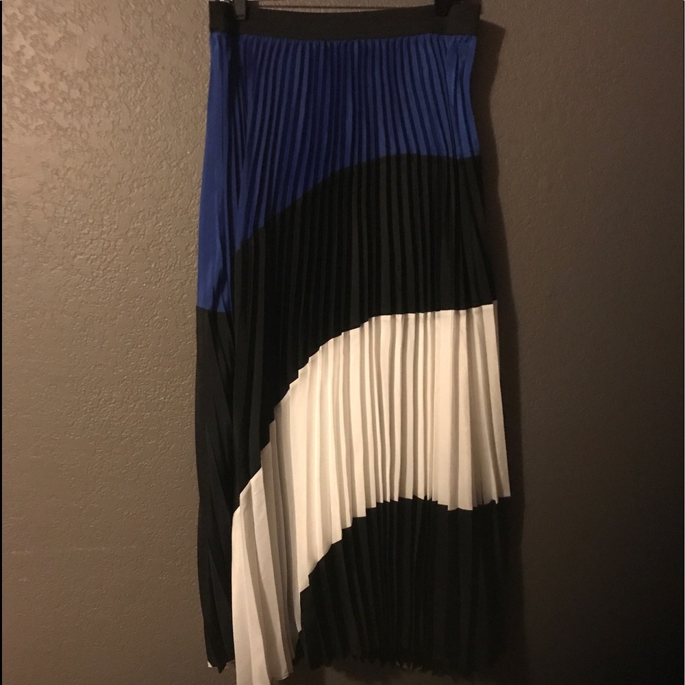 Pleated Skirt polyester and Silk Material