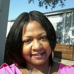 Meet your Posher, Brea