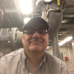 Meet your Posher, Luis