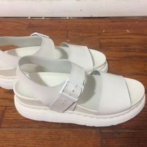 NEED IT GO! Dr. Martens Women's Sandals 9