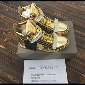 Meet your Posher, Michael