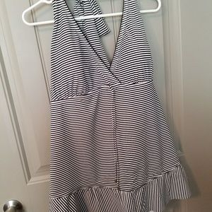 Torrid black and white size 5 halter tankini