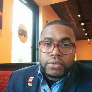 Meet your Posher, Darcy