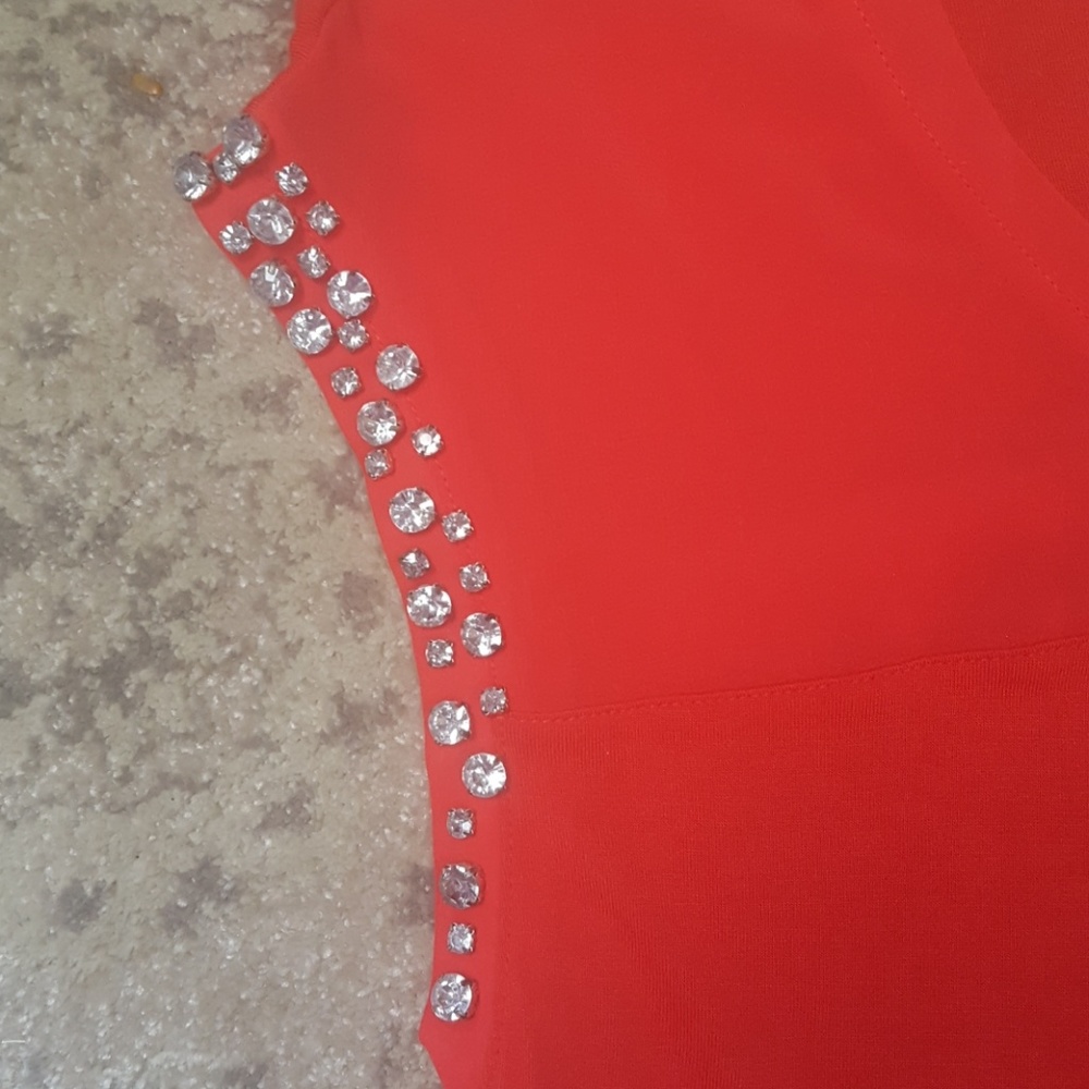 💎Express - Rhinestone Studded Tee 💎 - Picture 2 of 3