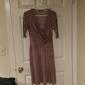 Maroon and dark brown Tommy Bahama dress.