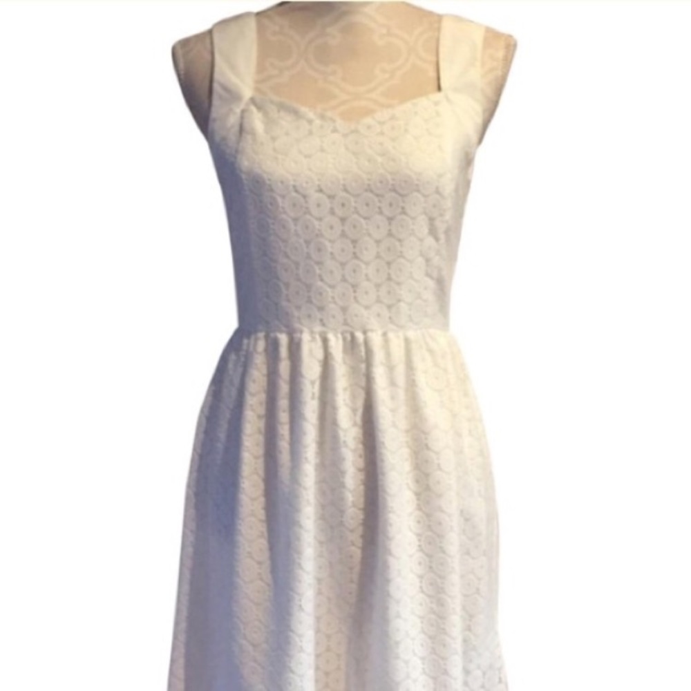 Kensie eyelet dress