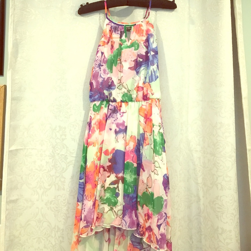 Flowy Floral High-Low Summer Dress