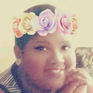 Meet your Posher, Sonyette