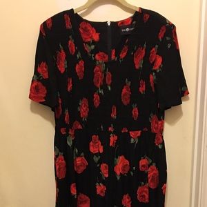 Sag Harbor black & red rose ankle dress sz 14