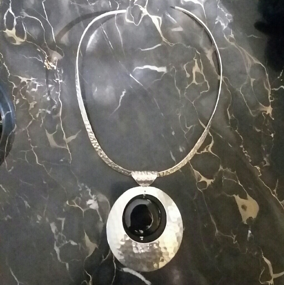 Vntg Large Hammered sterling Silver Onyx Necklace