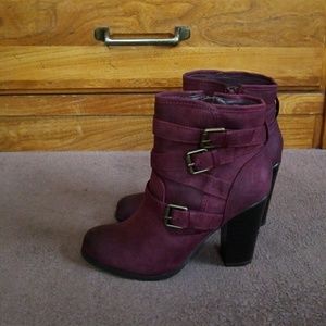 Ankle bootie