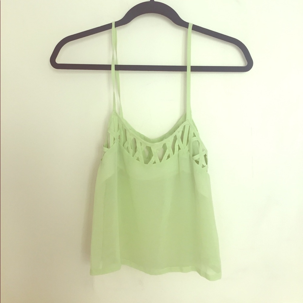LF CROP TOP