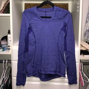 Lululemon top